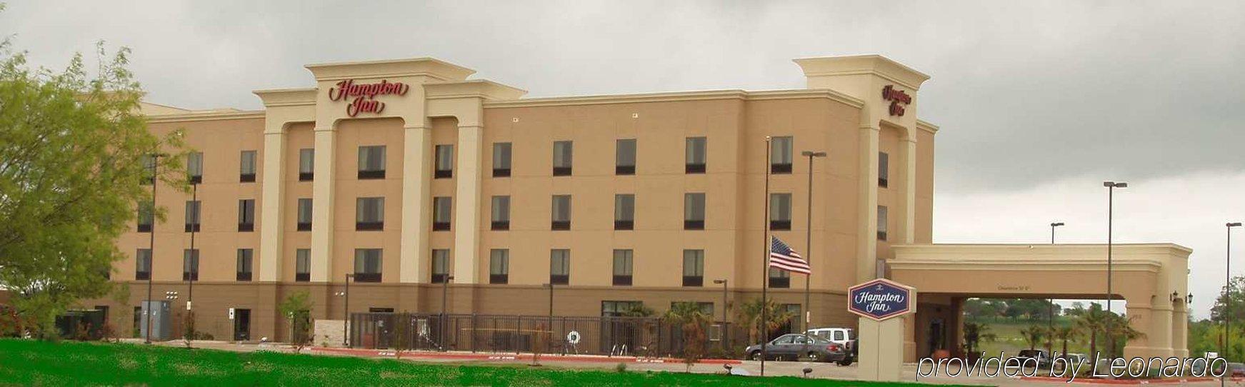 Holiday Inn Express Hillsboro I-35 By Ihg Exterior photo